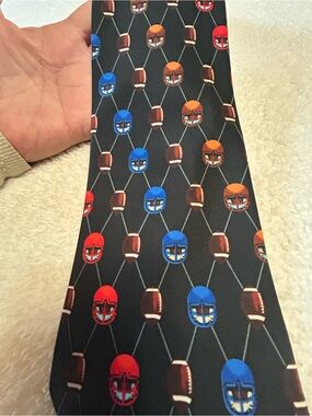 🎁3 for $30 - Footballs & Helmets Necktie